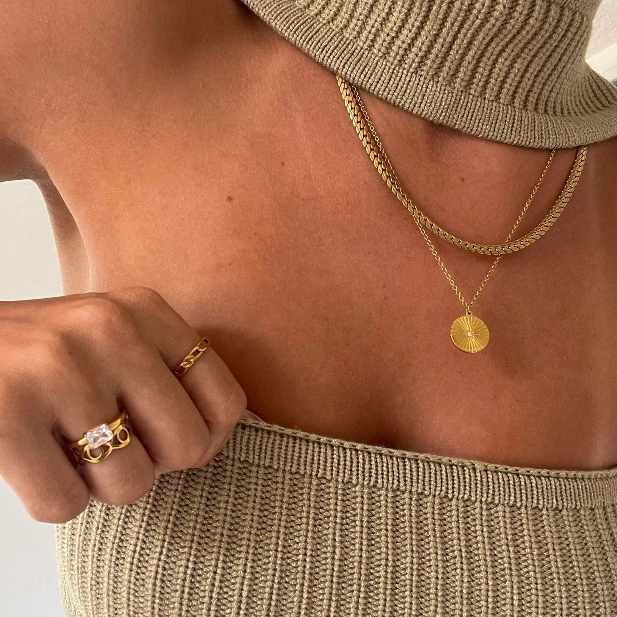 Rue Sunburst Disc Necklace