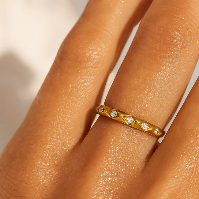 Celine Ring