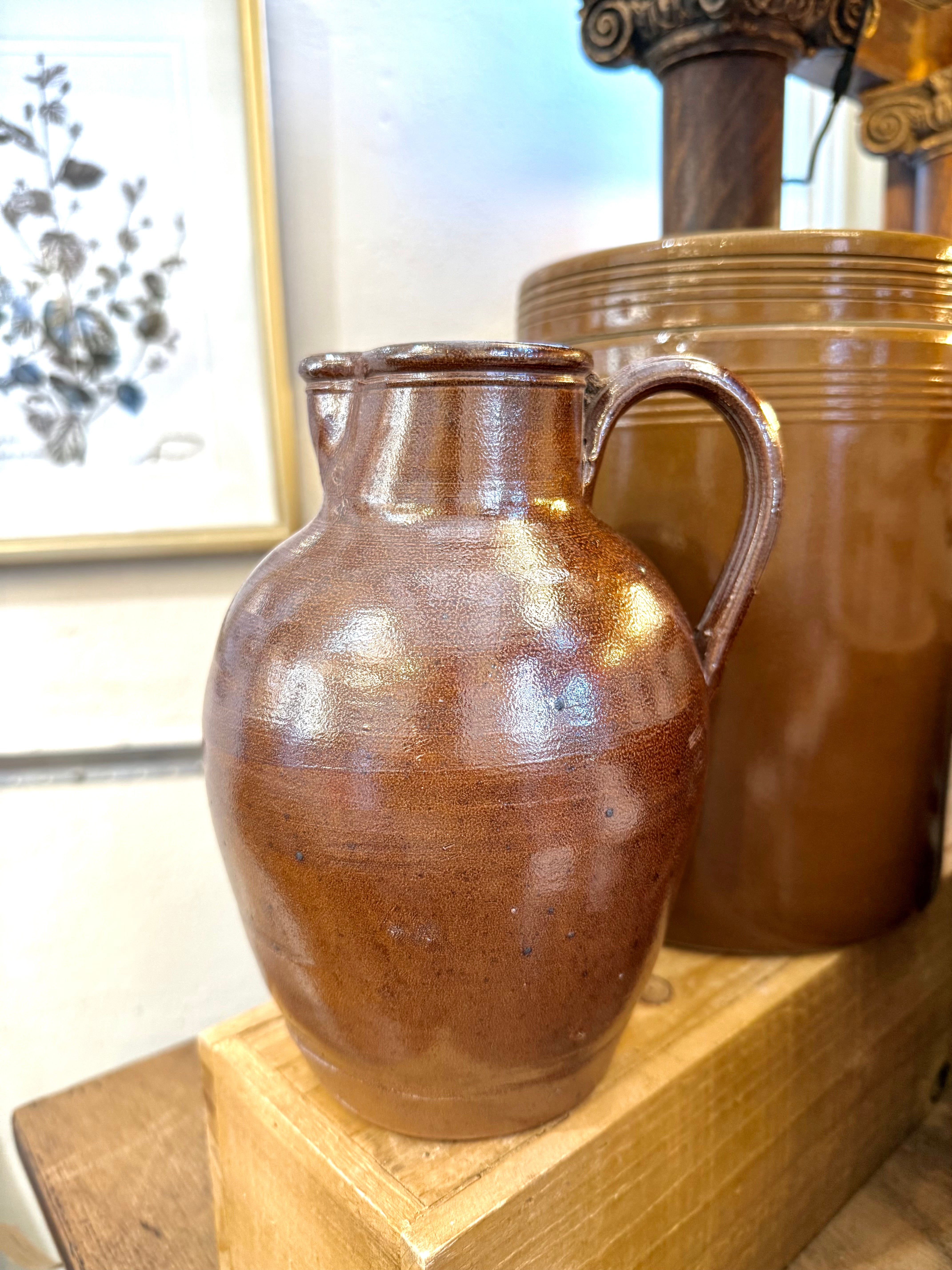 Renault Parisian Pitcher Dark