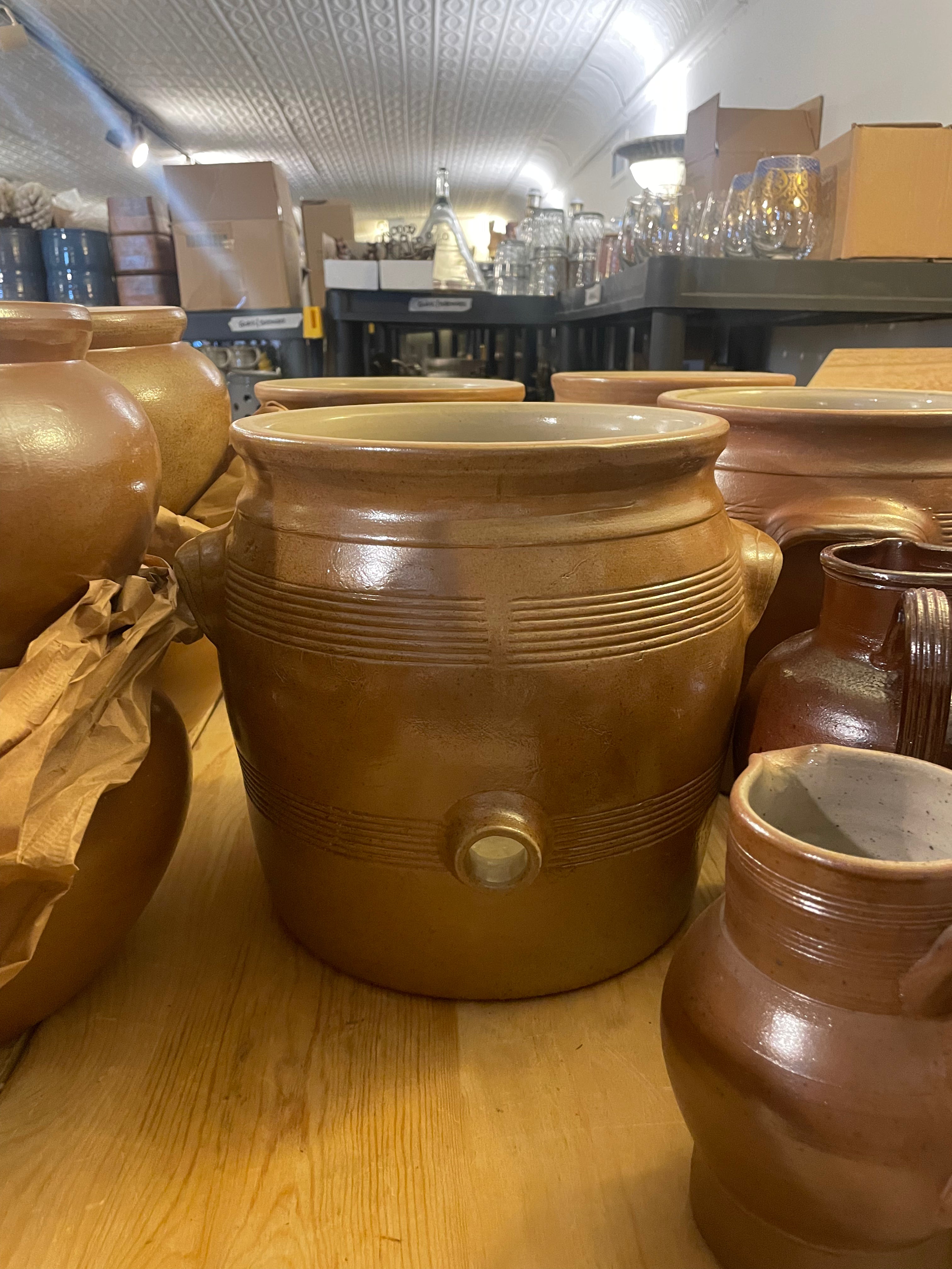 Poterie Renault Vinegar Jar -Salt