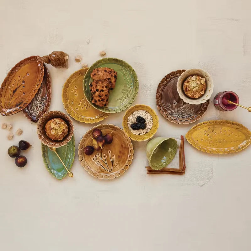 Debossed Oval Stoneware Plate