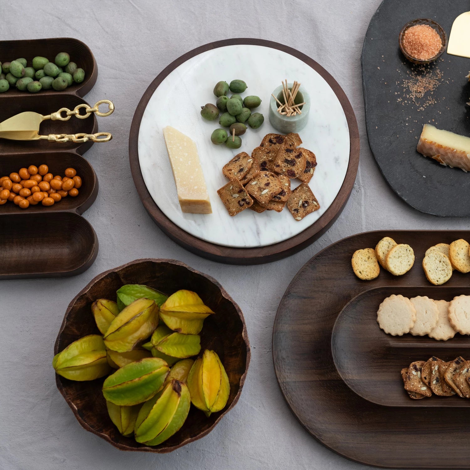 Mango Wood Scalloped Bowl