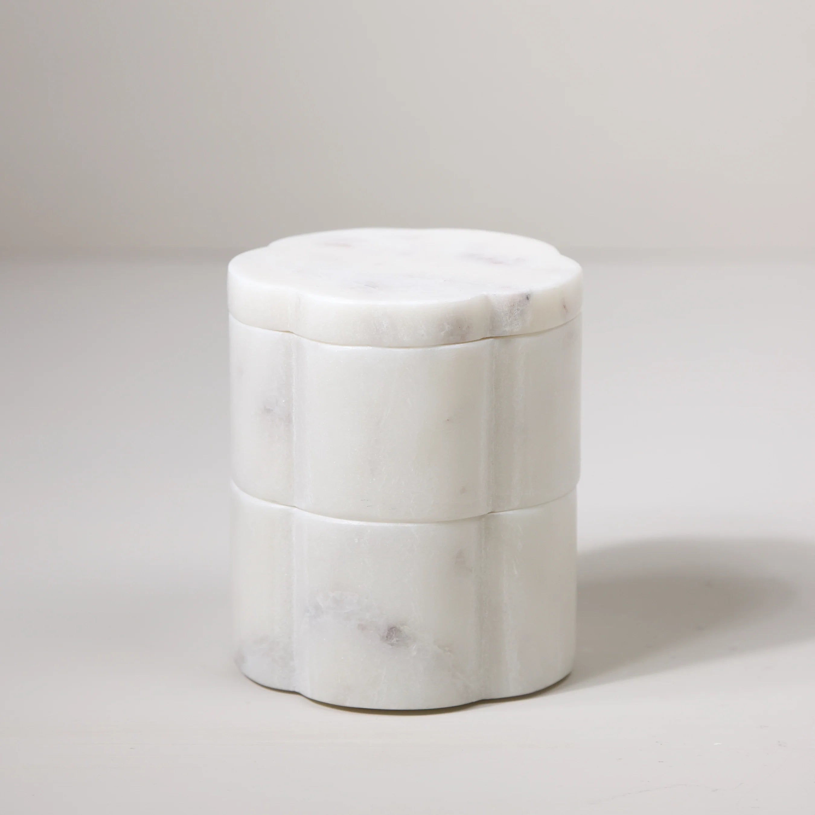 Marble Scalloped Stackable Pinch Pots