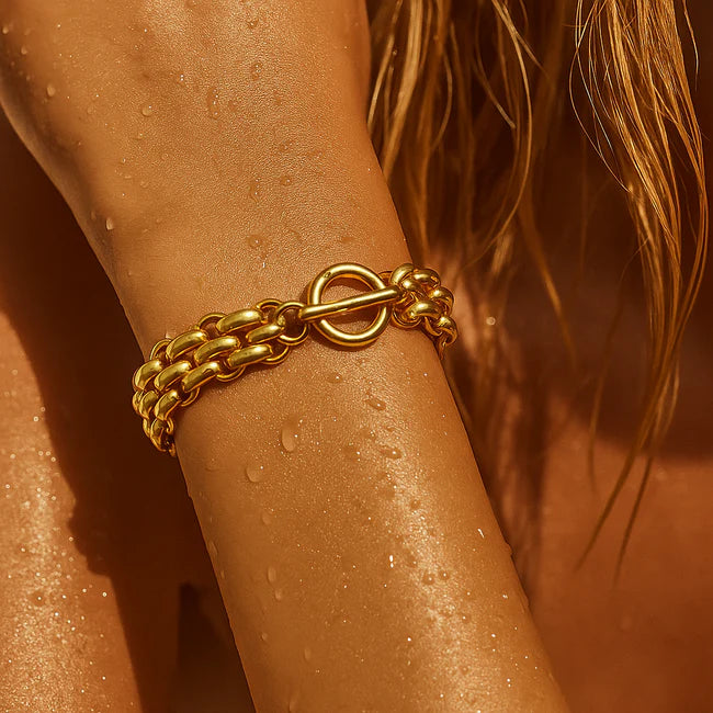 Rosalinda Chunky Chain Toggle Bracelet