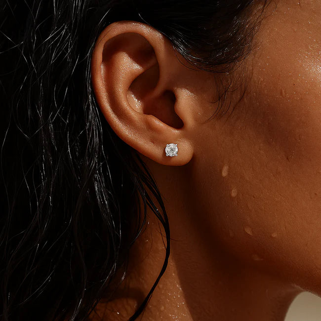 Ariana Small Stud Earring - Silver
