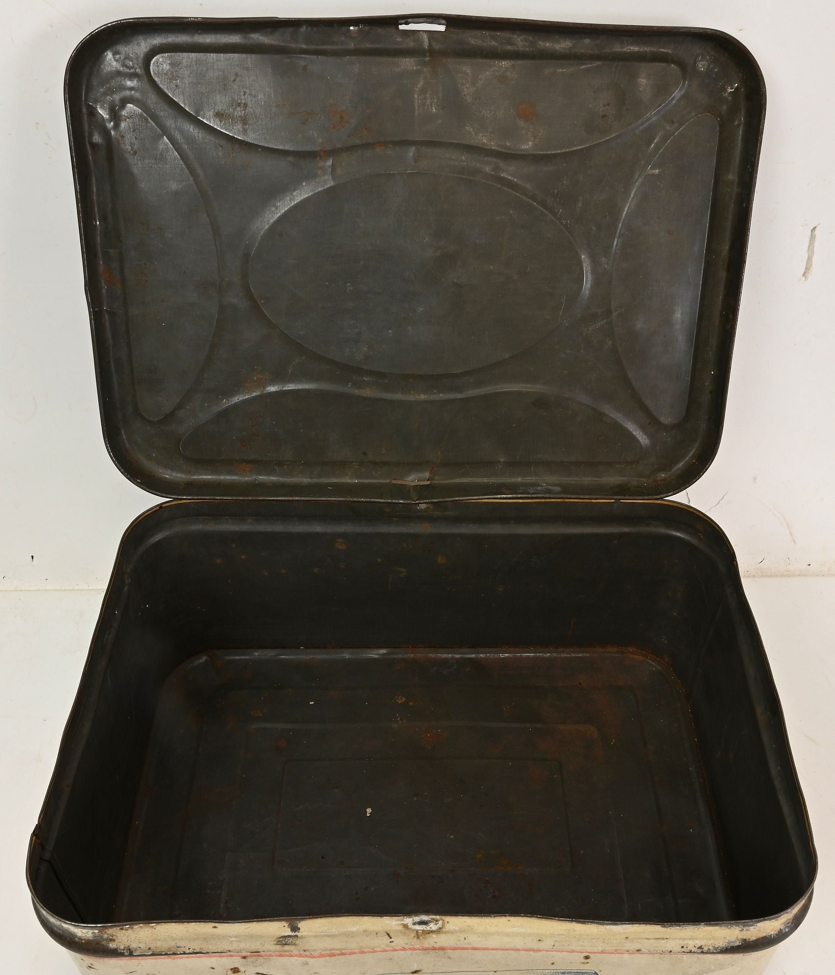 Vintage Harvard Brand Seafood Products Boston Mass. Tin Container