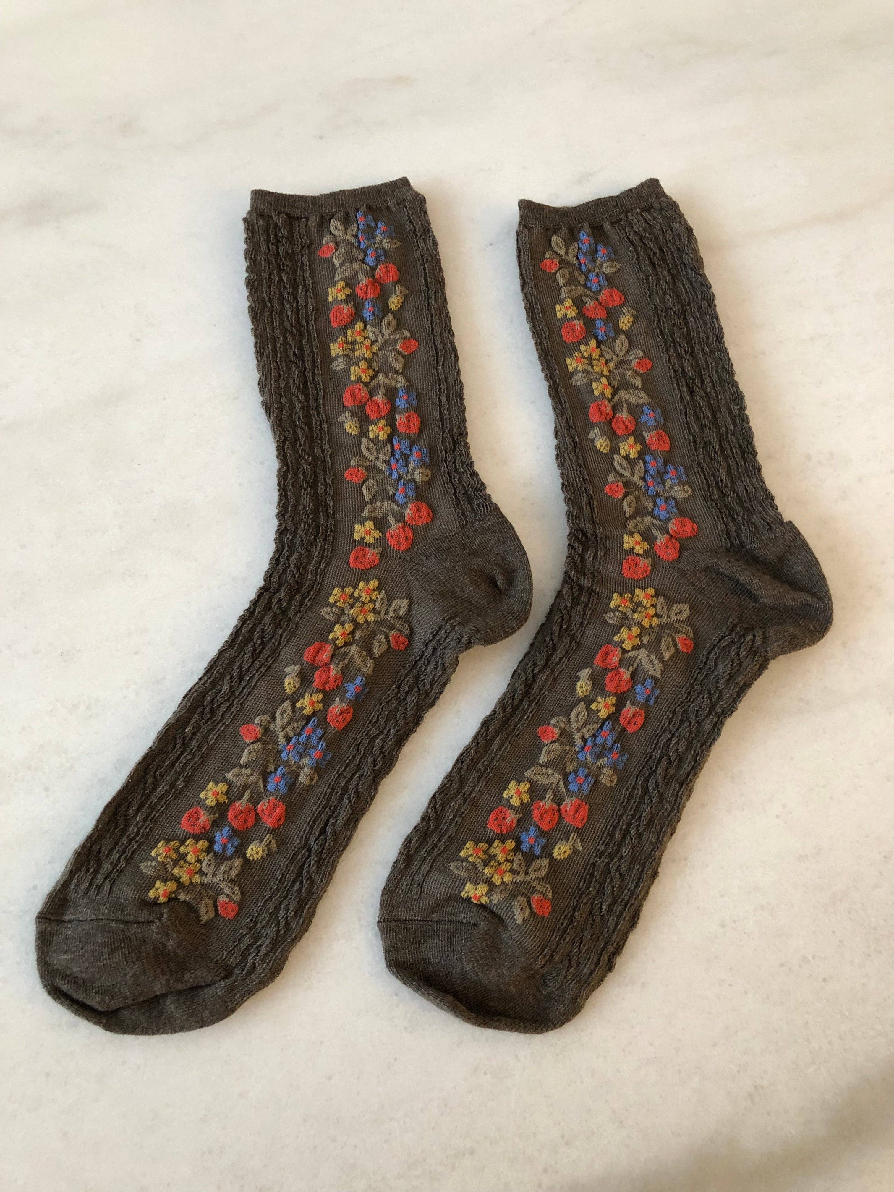 STRAWBERRY GARDEN SOCKS