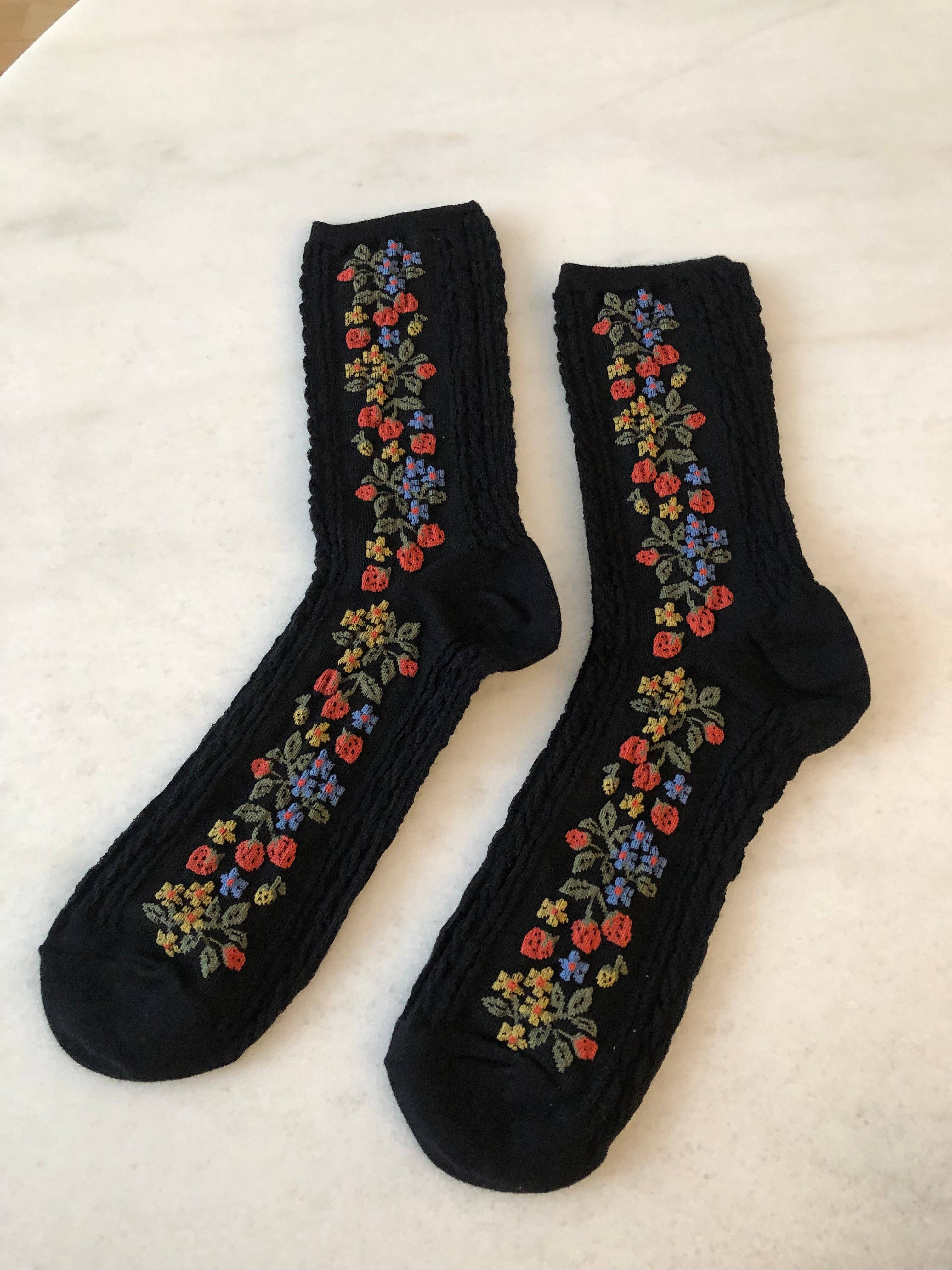 STRAWBERRY GARDEN SOCKS