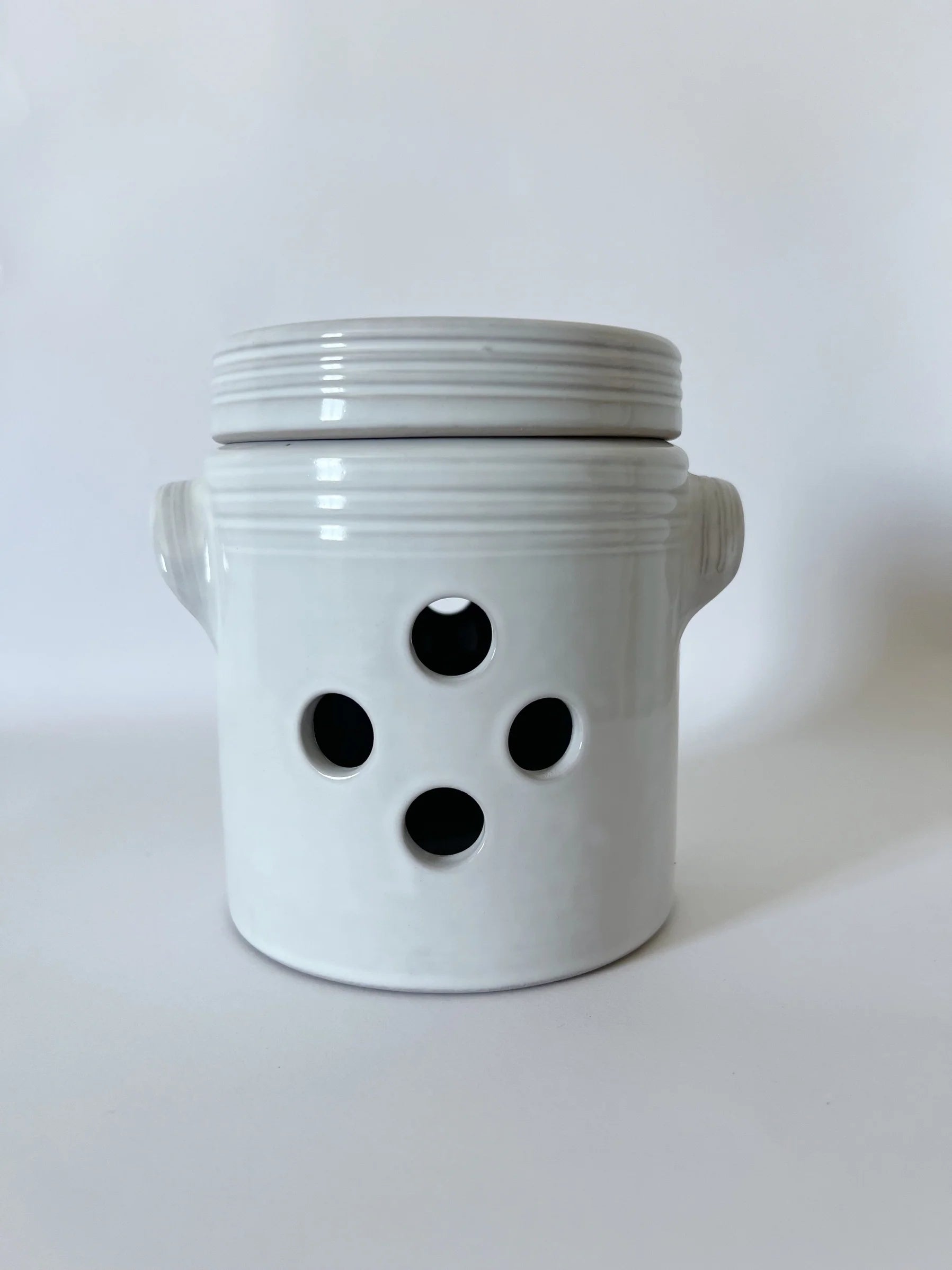 Poterie Renault Garlic Pot