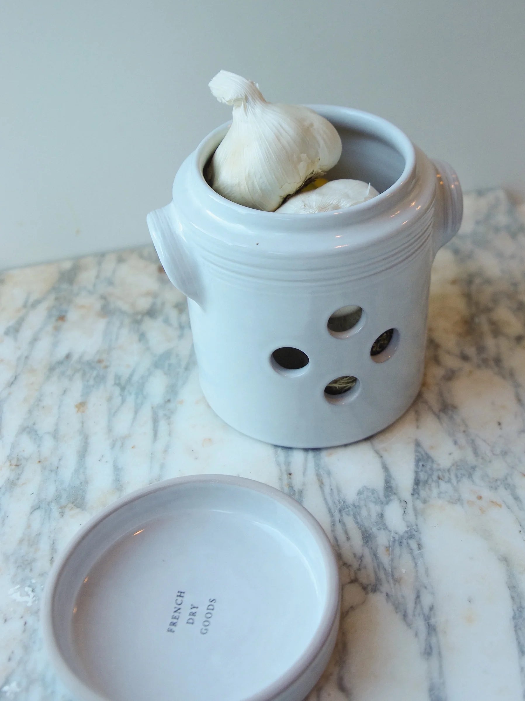 Poterie Renault Garlic Pot