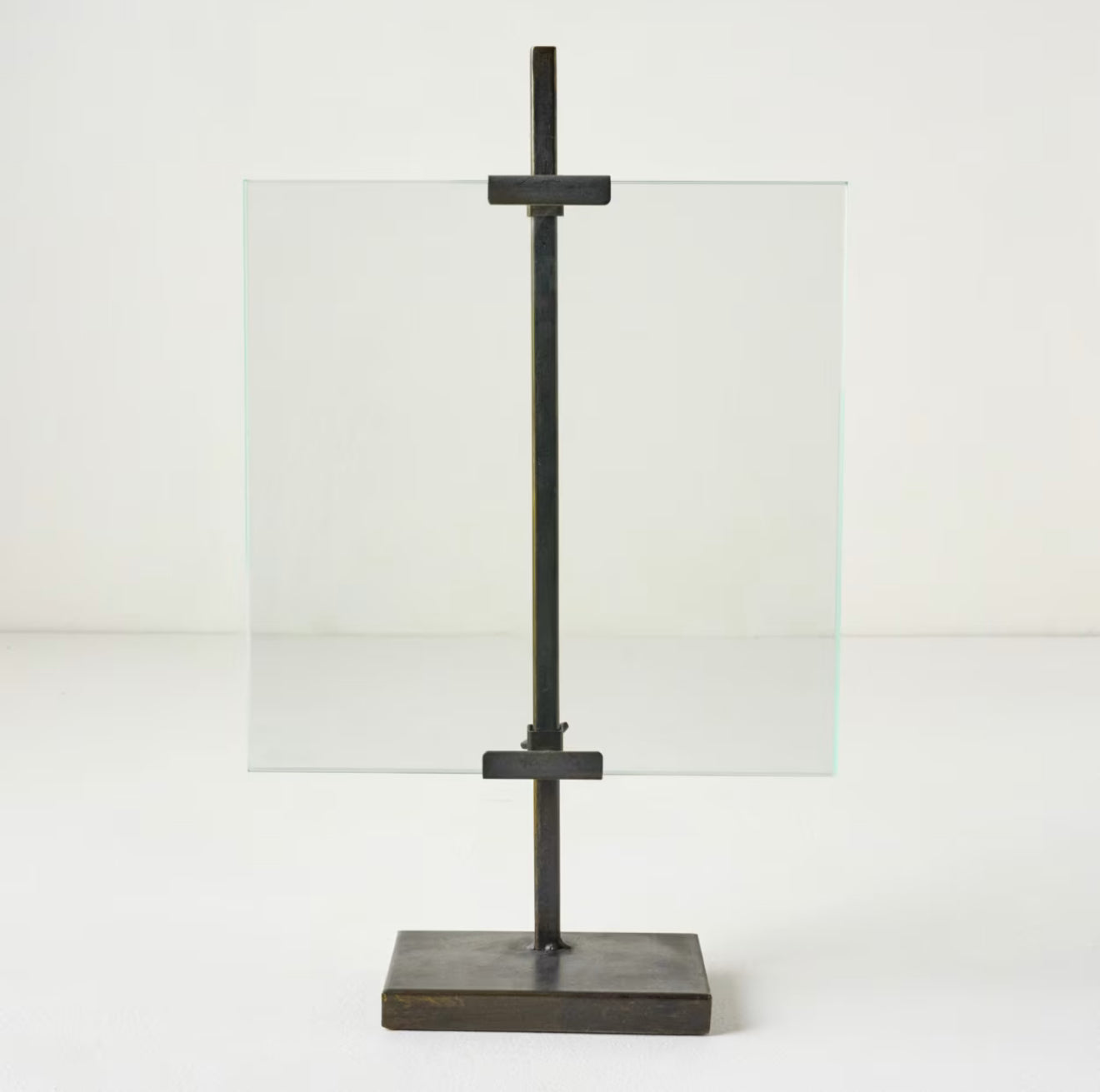 Floating Frame Metal easel