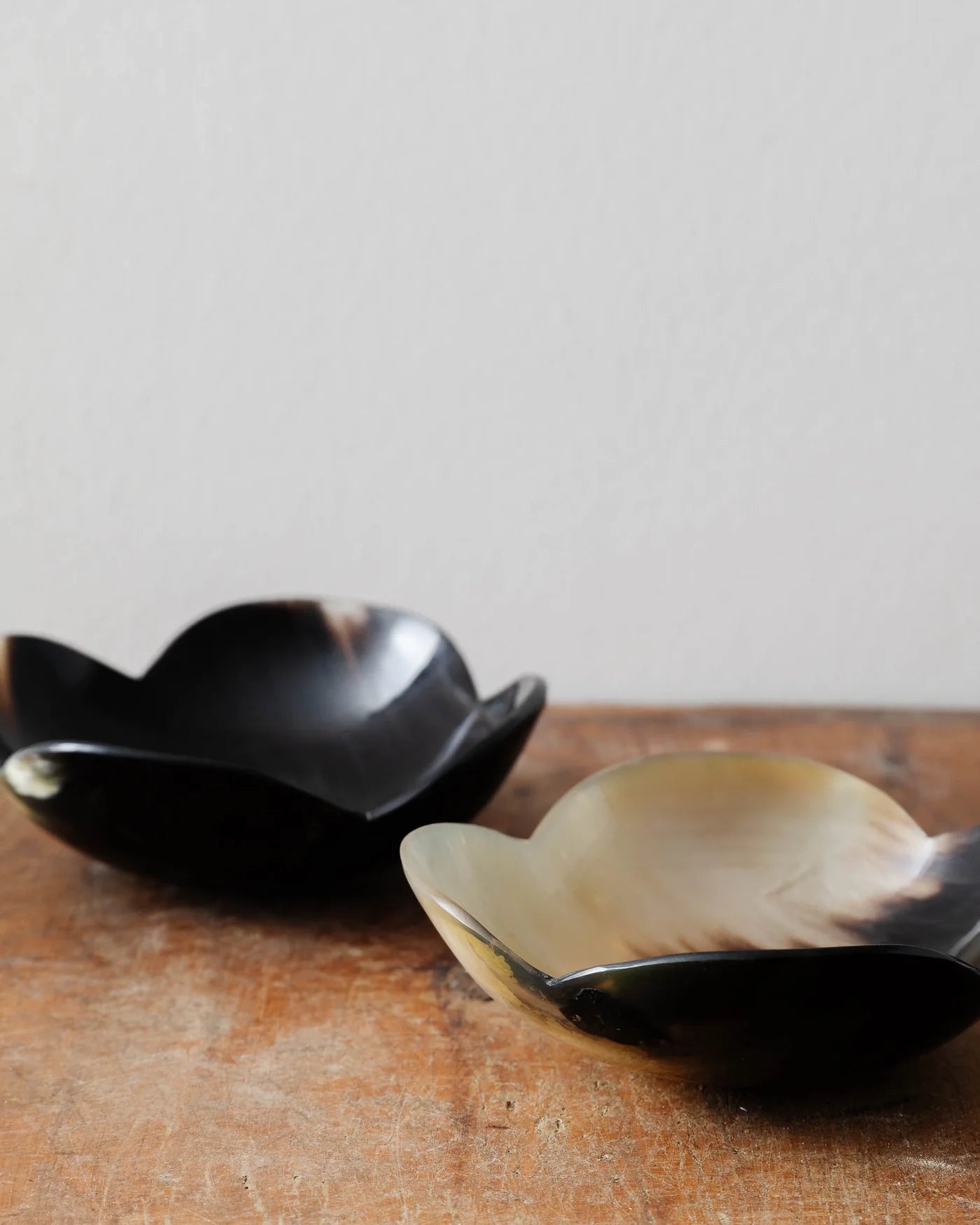 Horn Flower Shaped Bowl