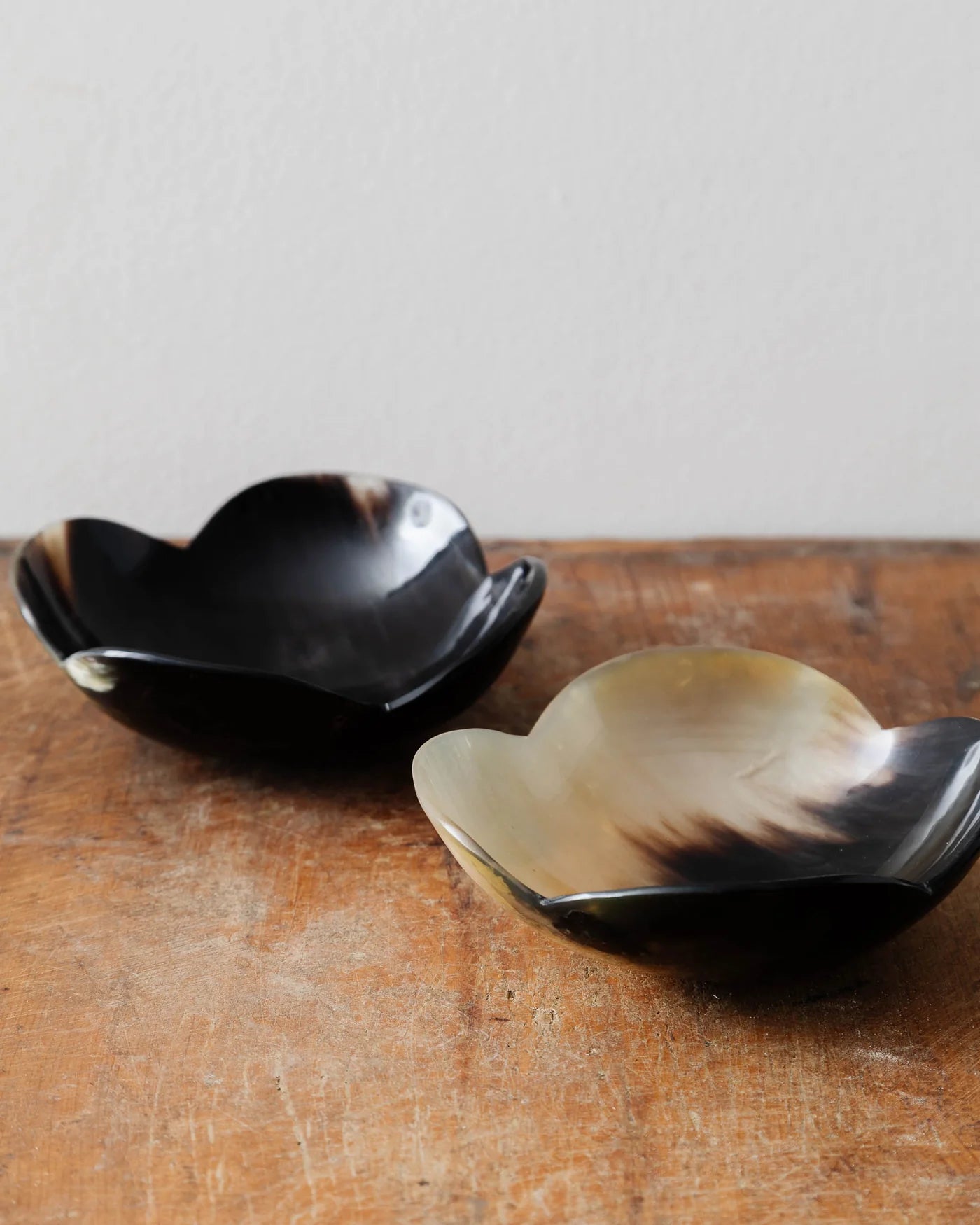 Horn Flower Shaped Bowl