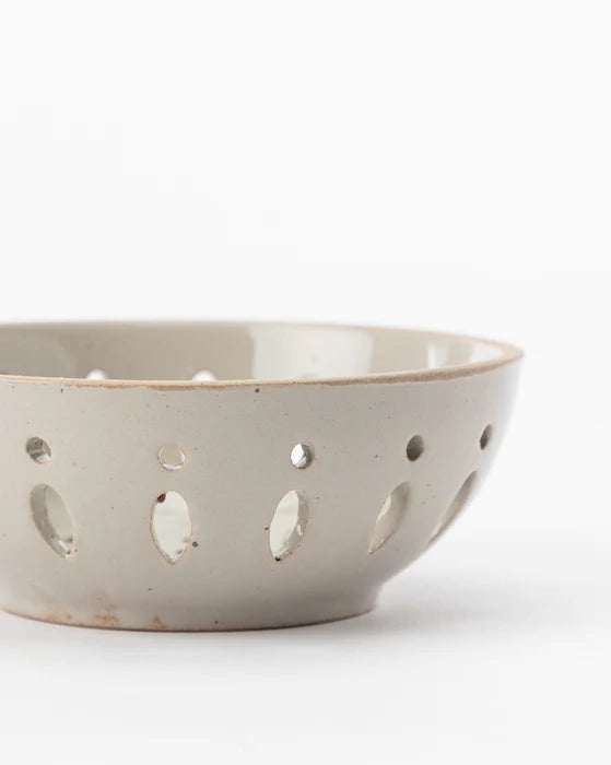 Stoneware Berry Bowl