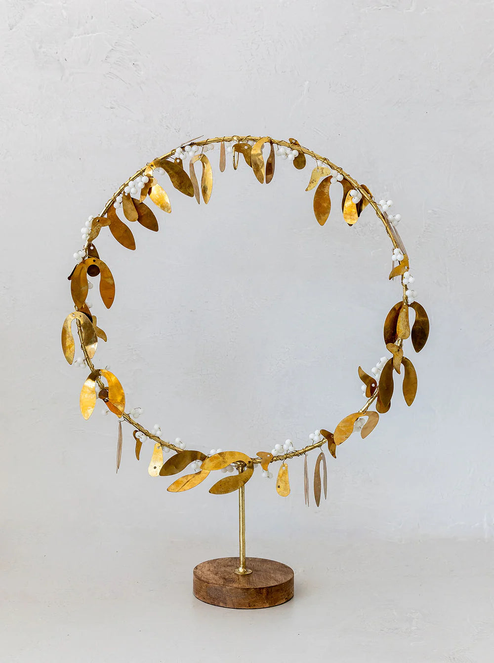 Brass Mistletoe Wreath