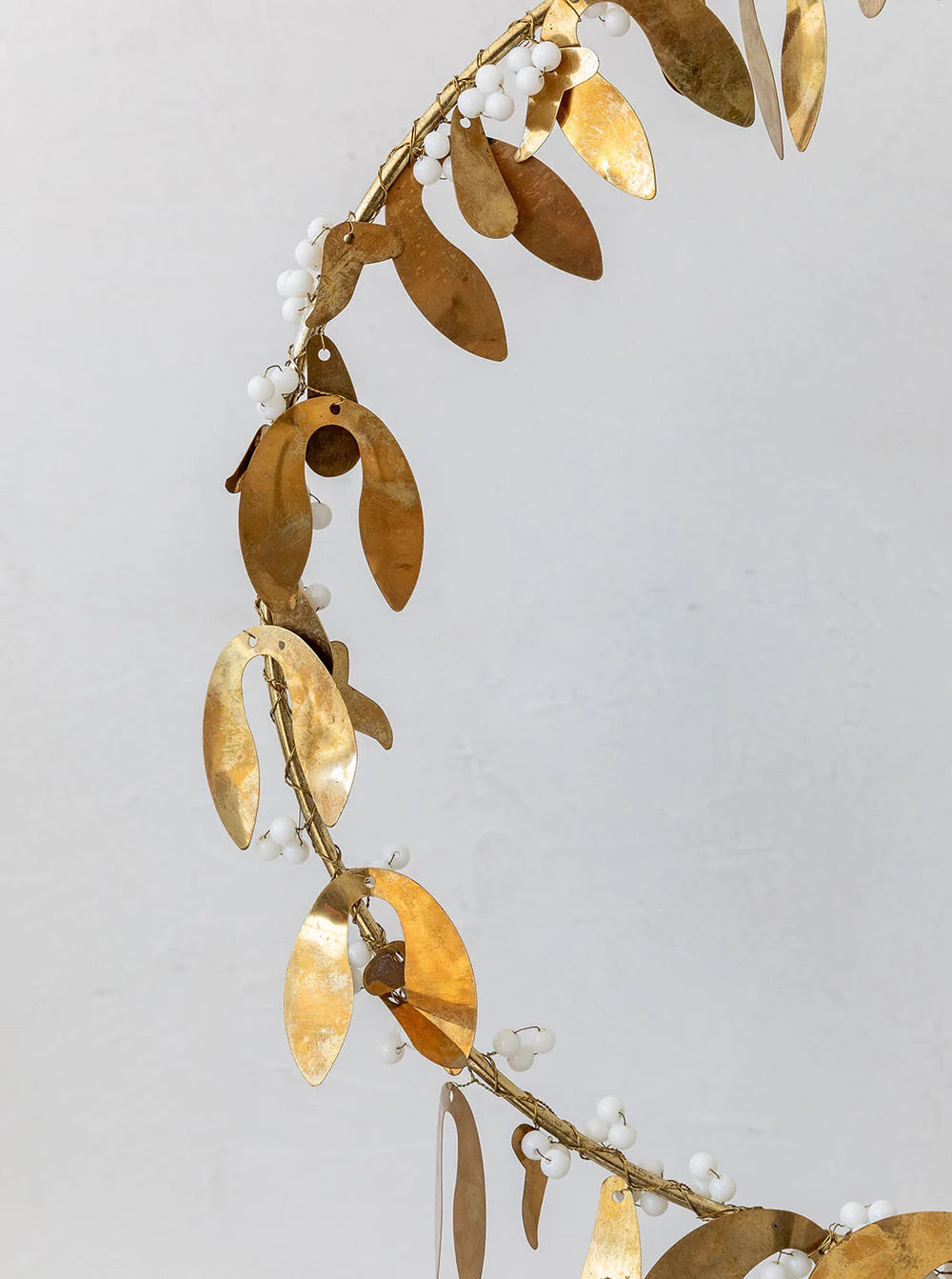 Brass Mistletoe Wreath