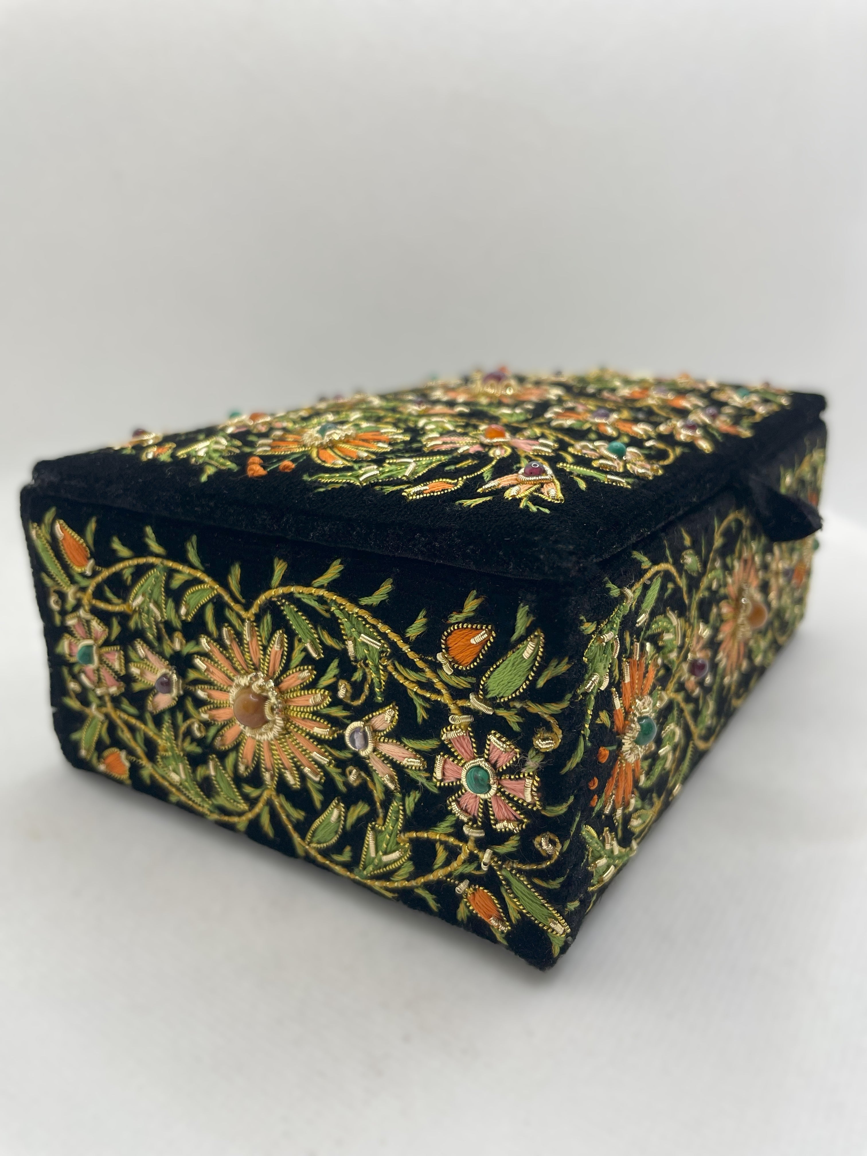 Black Velvet Keepsake Box 6" x 4"