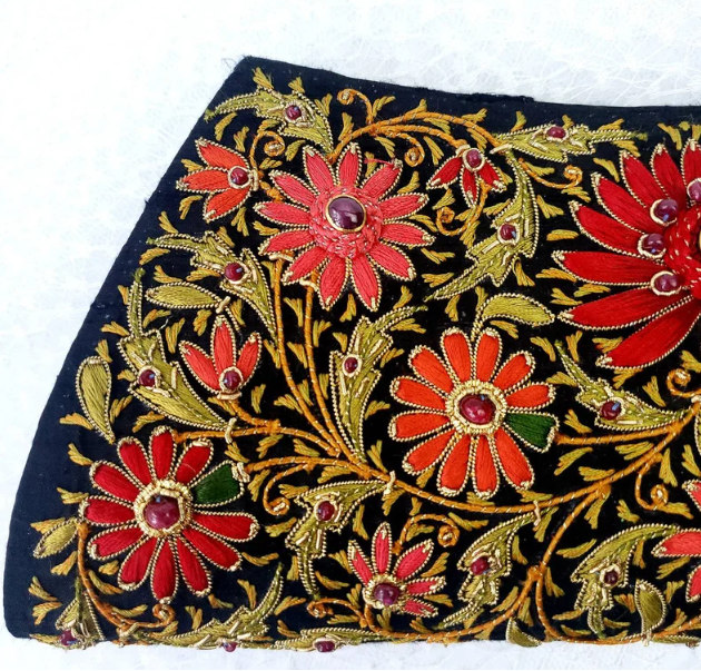 Black Silk Boat Clutch