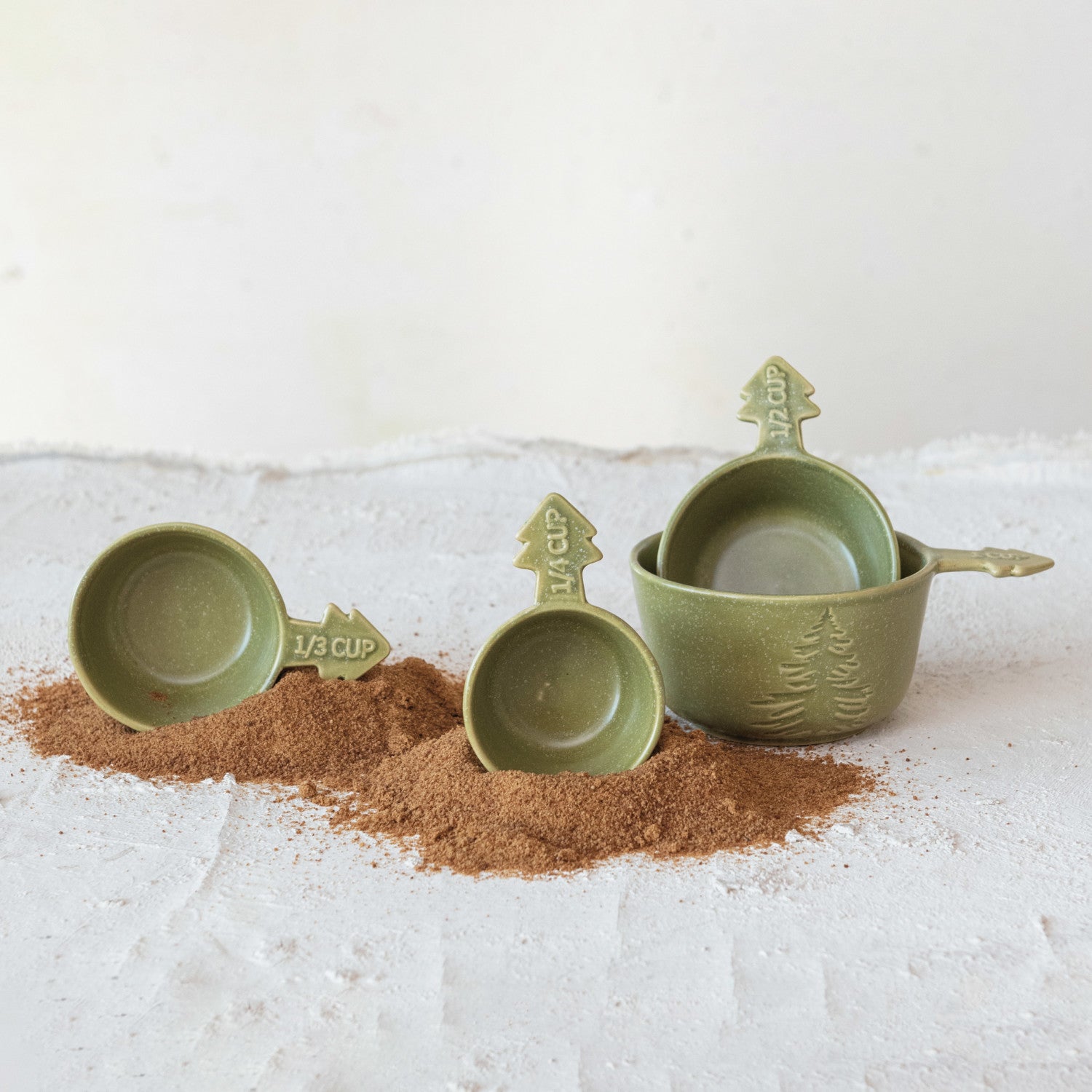 Prancer Tree Measuring Cups