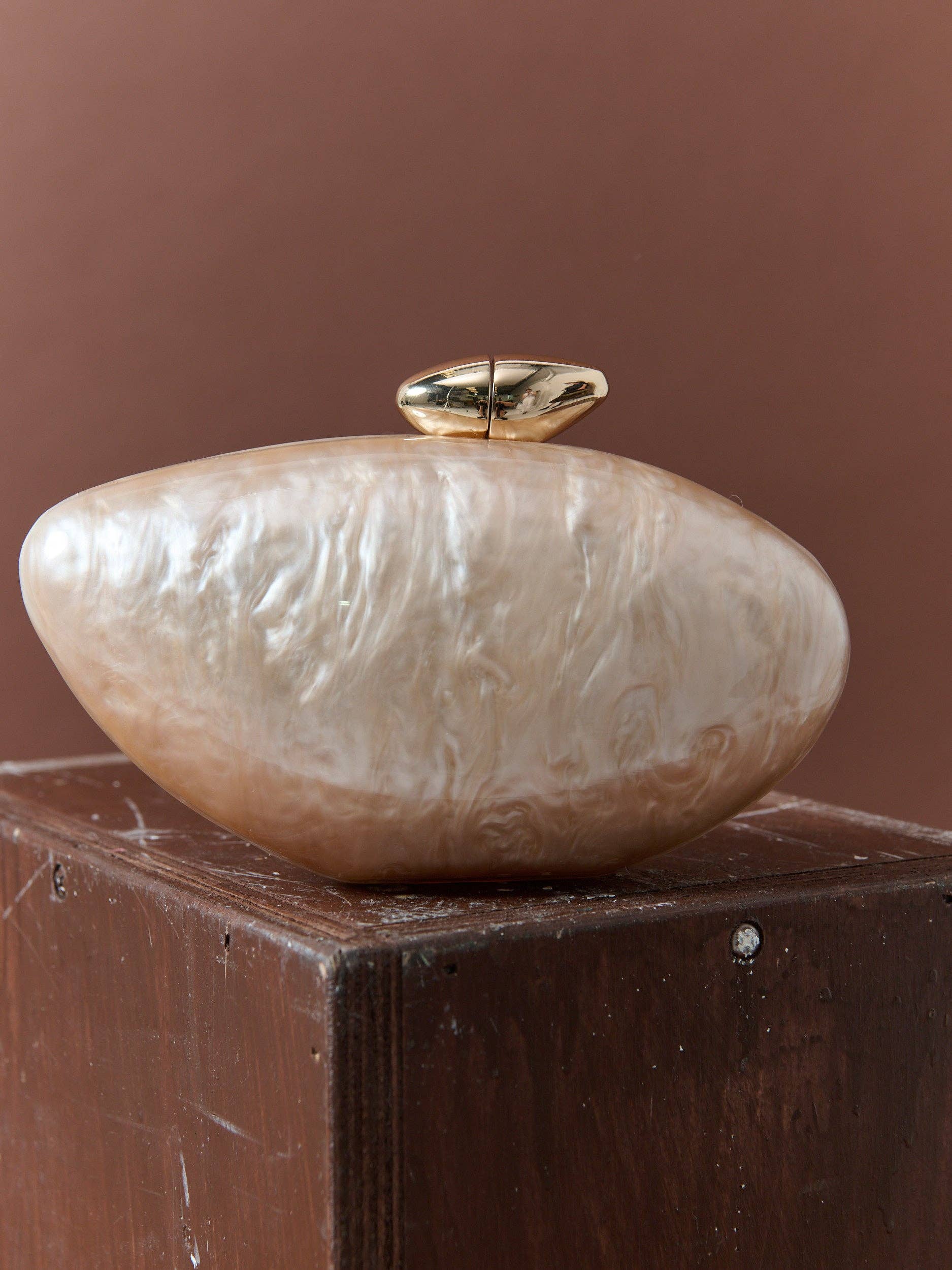 Cosmopolitan Pearl Clutch