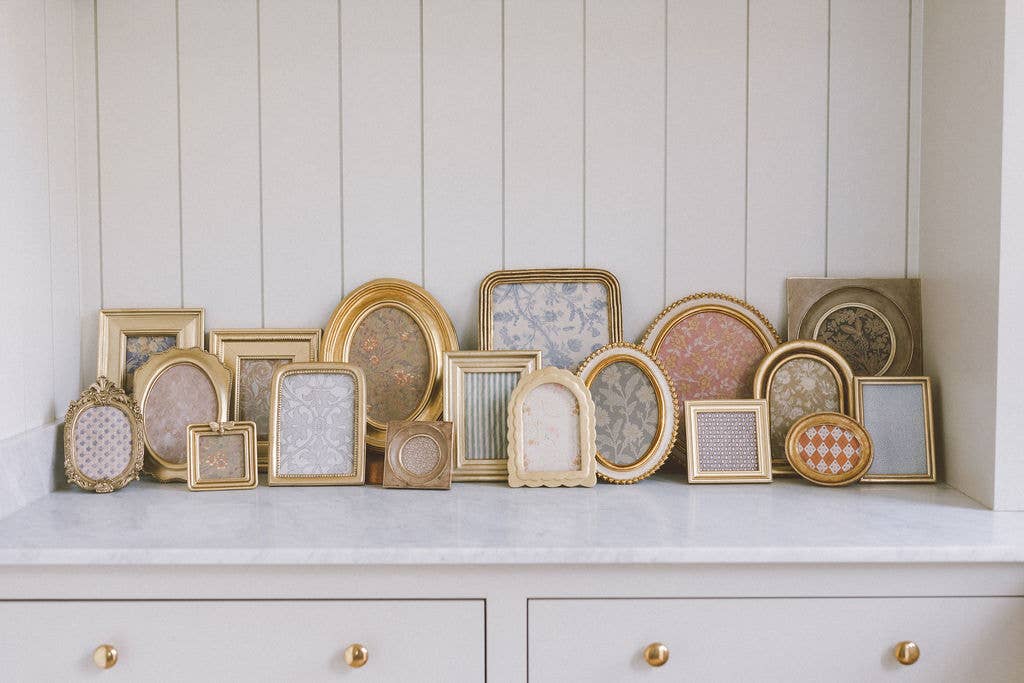 Small Square Circle Photo Frame