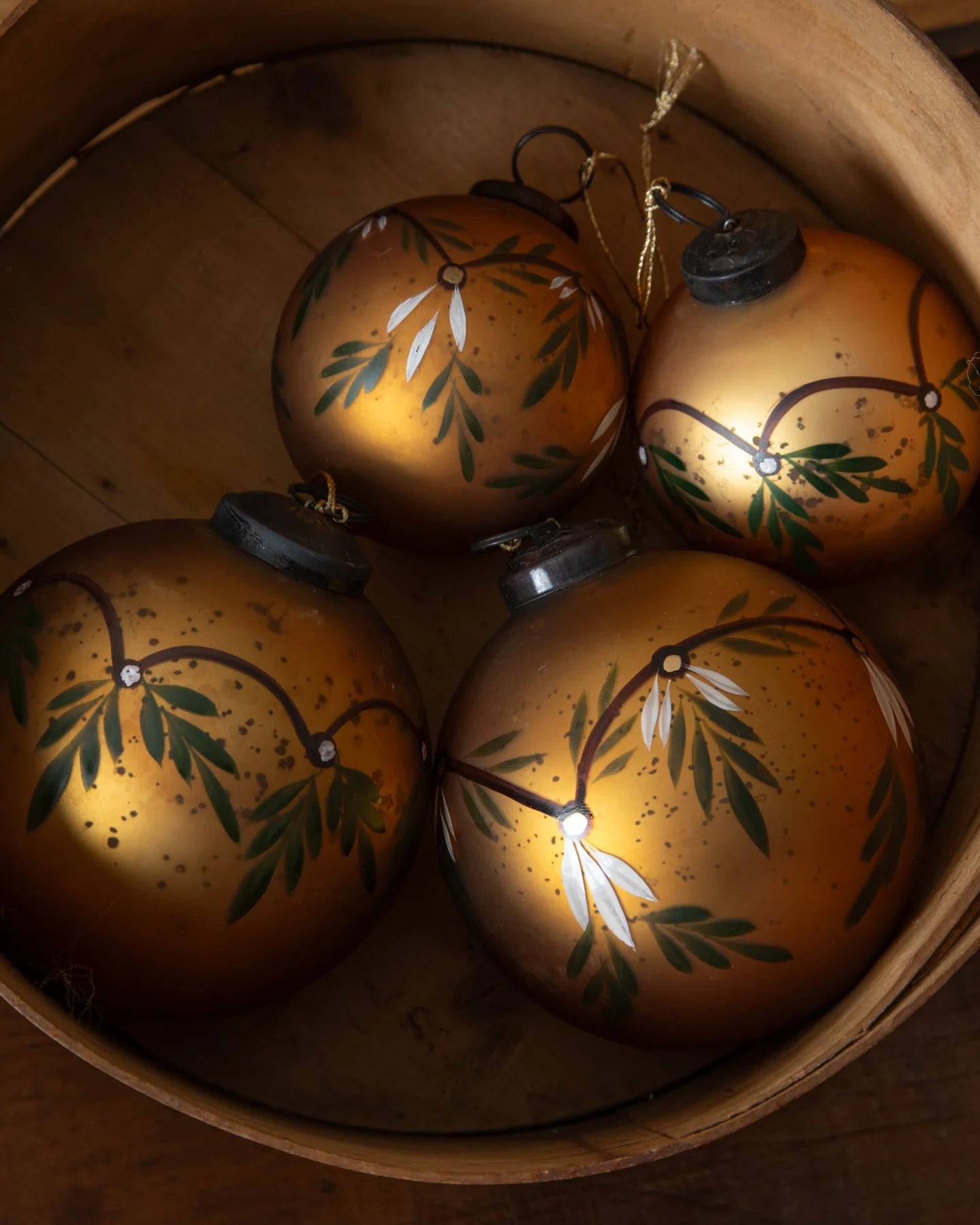 Saffron Leaf Ornament