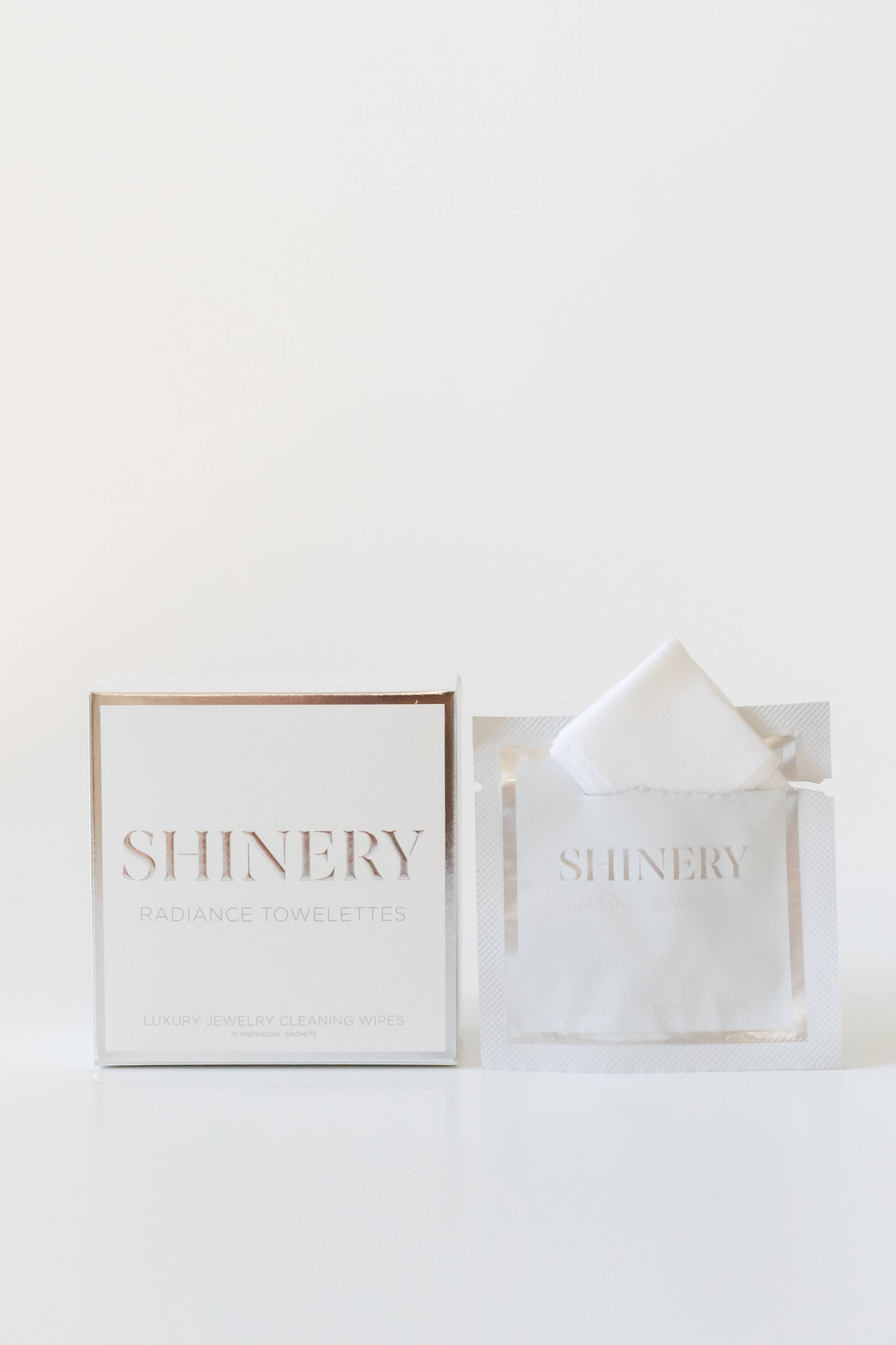 Radiance Towelettes Luxury Jewelry Wipes