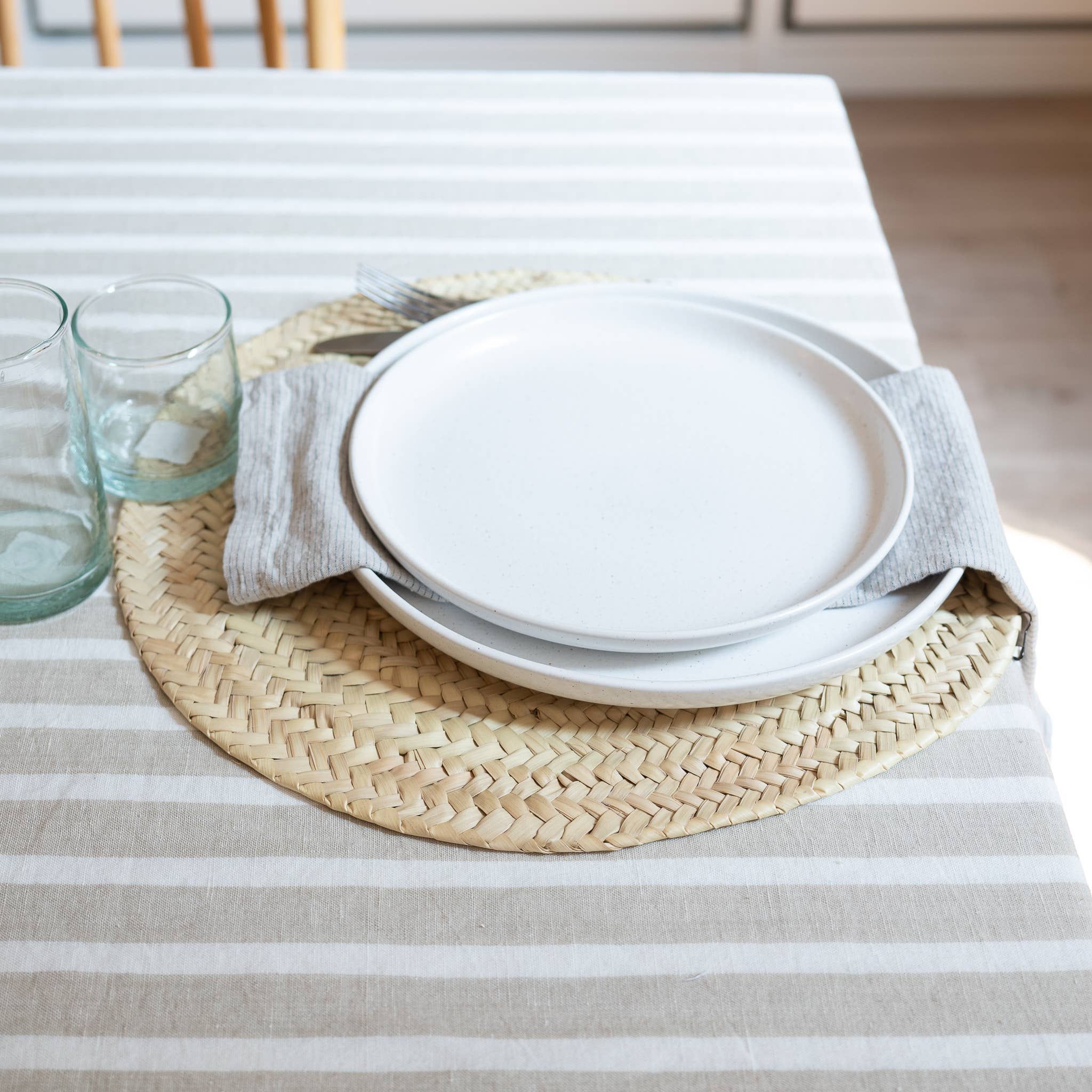 Straw Round Placemat