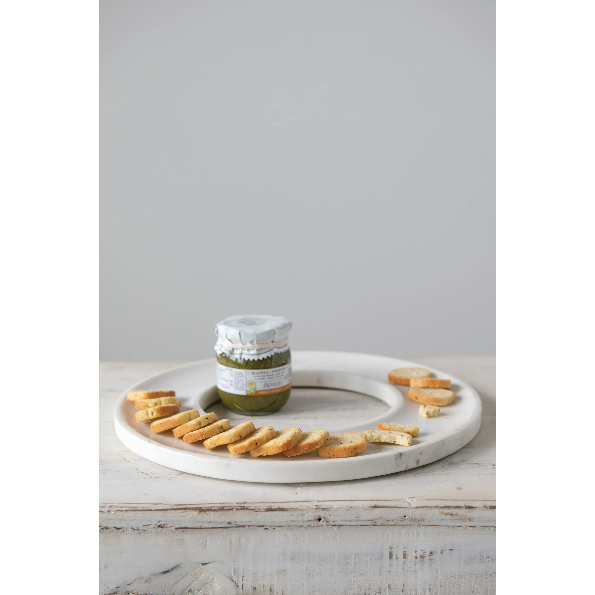 Marble Circle Cracker + Cheese Tray